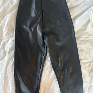 Commando Sleek Black Faux Leather Trousers